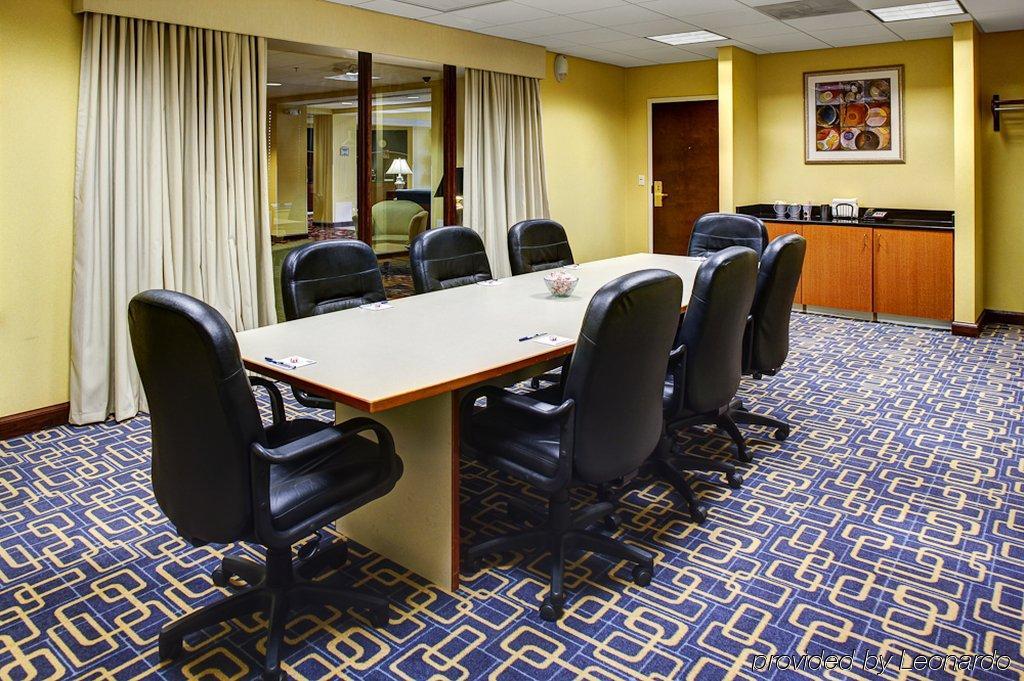 Holiday Inn Express Richmond Airport By Ihg Sandston Extérieur photo