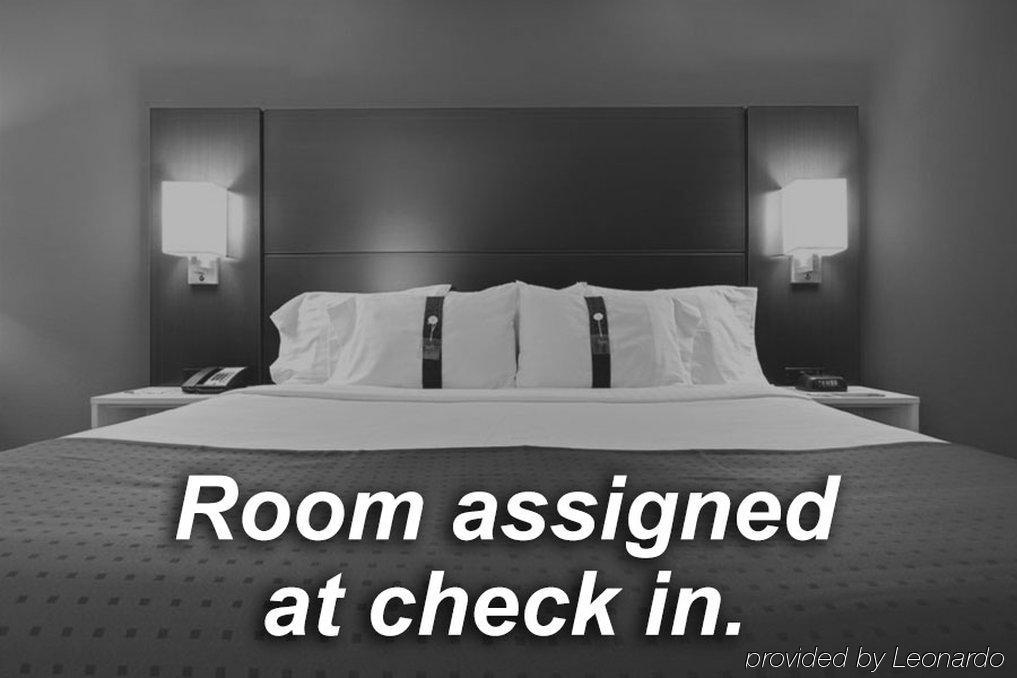 Holiday Inn Express Richmond Airport By Ihg Sandston Extérieur photo