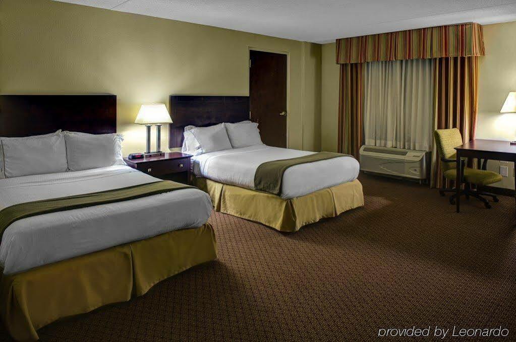Holiday Inn Express Richmond Airport By Ihg Sandston Extérieur photo
